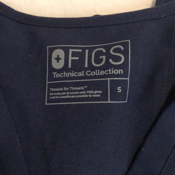 FIGS Womens scrub top - Picture 3 of 3